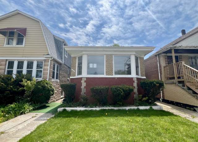 Property at 2243 E 93rd St, Chicago, IL 60617, 3 beds, 1.5 baths