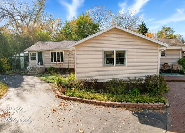 Property at 8716 Bard Rd, Crystal Lake, IL 60014, 4 beds, 2 baths