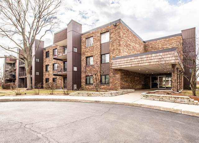 Property at 522 E Algonquin Rd #207, Schaumburg, IL 60173, 2 beds, 2 baths
