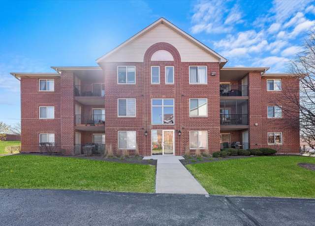 Property at 7025 Heritage Cir Unit 3B, Orland Park, IL 60462, 2 beds, 2 baths