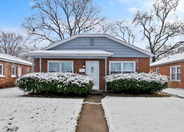 Property at 14925 Oak St, Dolton, IL 60419, 2 beds, 1 bath