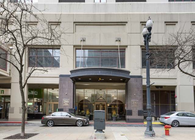 Property at 200 N Dearborn St #2105, Chicago, IL 60601, 1 bed, 1 bath