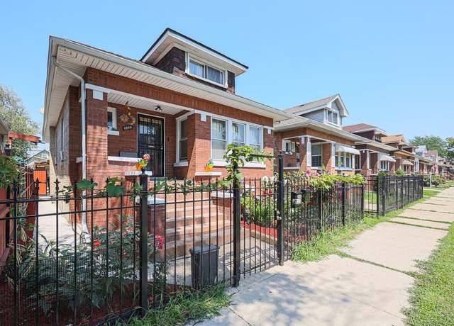 Property at 4938 W Crystal Ave, Chicago, IL 60651, 7 beds, 2 baths