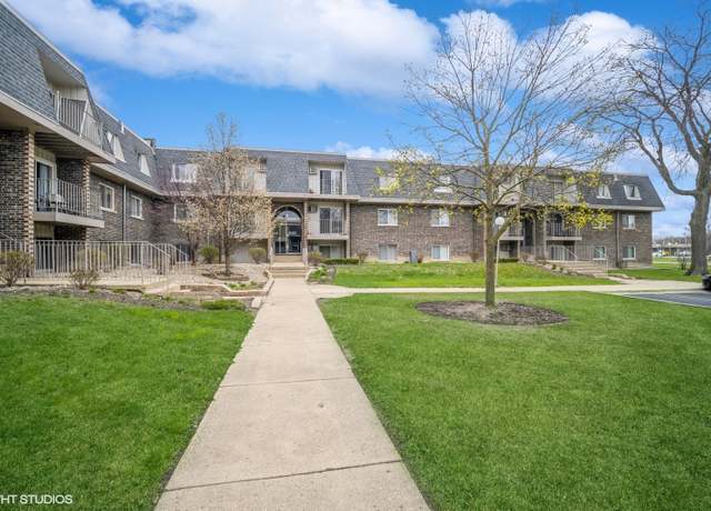 Property at 860 Winesap Ct #308, Prospect Heights, IL 60070, 2 beds, 2 baths