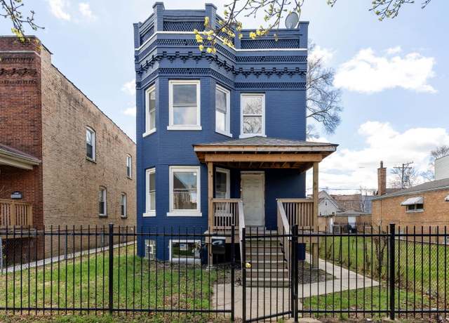 Property at 4819 W Superior St, Chicago, IL 60644, 7 beds, 3 baths