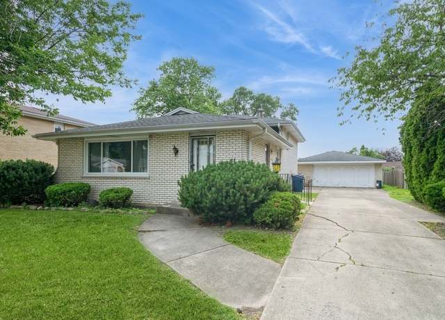 Property at 9108 Crescent Ct, Oak Lawn, IL 60453, 3 beds, 2 baths