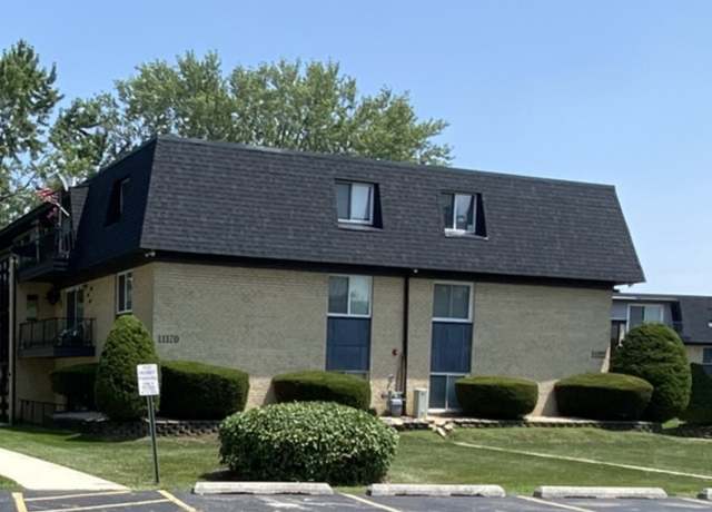 Property at 11120 S 84th Ave Unit 1B, Palos Hills, IL 60465, 1 bed, 1 bath