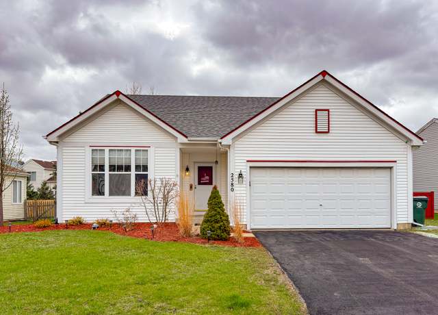 Property at 2580 N Stratford Ln, Round Lake Beach, IL 60073, 3 beds, 2 baths