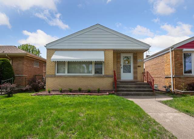 Property at 11038 S Avenue N, Chicago, IL 60617, 3 beds, 2 baths