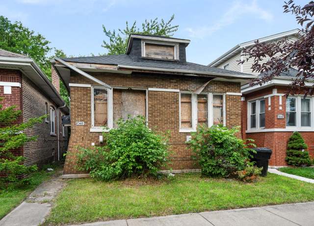Property at 8348 S Oglesby Ave, Chicago, IL 60617, 3 beds, 1 bath