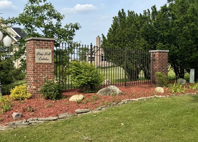 Property at 16604 Pine Hill Dr, Homer Glen, IL 60491