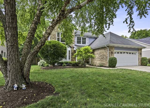 Property at 348 Bloomfield Cir, Bloomingdale, IL 60108, 4 beds, 2.5 baths