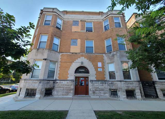 Property at 4856 S Prairie Ave #2, Chicago, IL 60615, 3 beds, 2 baths
