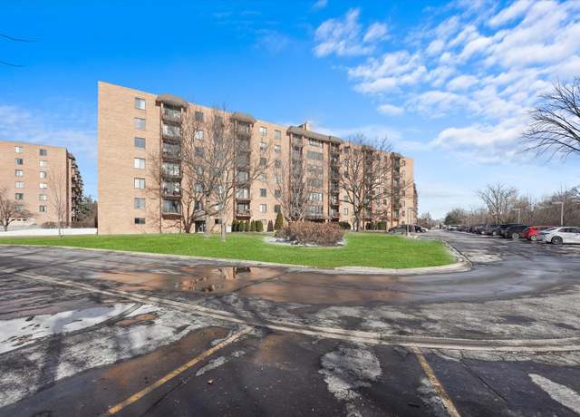 Property at 1747 W Crystal Ln #507, Mount Prospect, IL 60056, 2 beds, 2 baths