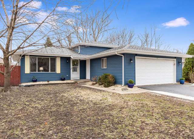 Property at 182 Charles Ct, Oswego, IL 60543, 3 beds, 2 baths
