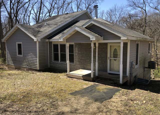 Property at 7 Cedar Ln S, Putnam, IL 61560, 3 beds, 2 baths