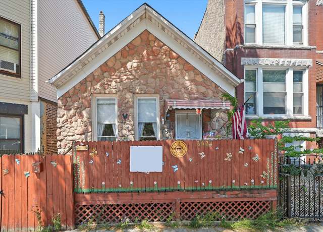 Property at 3624 S Parnell Ave, Chicago, IL 60609, 3 beds, 1 bath