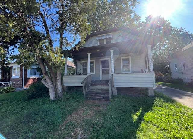 Property at 867 Church Rd, Aurora, IL 60505, 3 beds, 1 bath