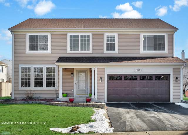 Property at 2611 Newton Ct, Aurora, IL 60502, 4 beds, 3.5 baths