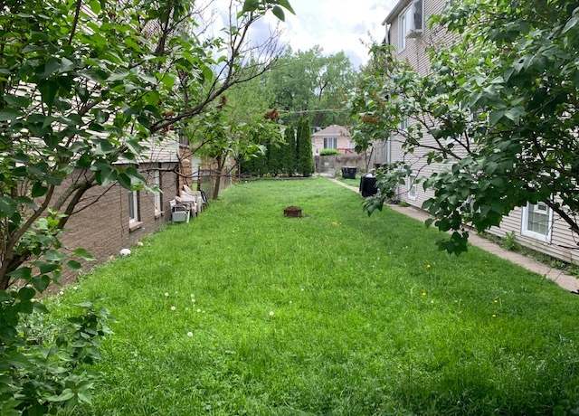 Property at 735 W 48th Pl, Chicago, IL 60609
