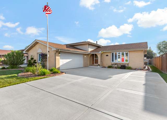 Property at 16544 Parkview Ave, Tinley Park, IL 60477, 3 beds, 2 baths