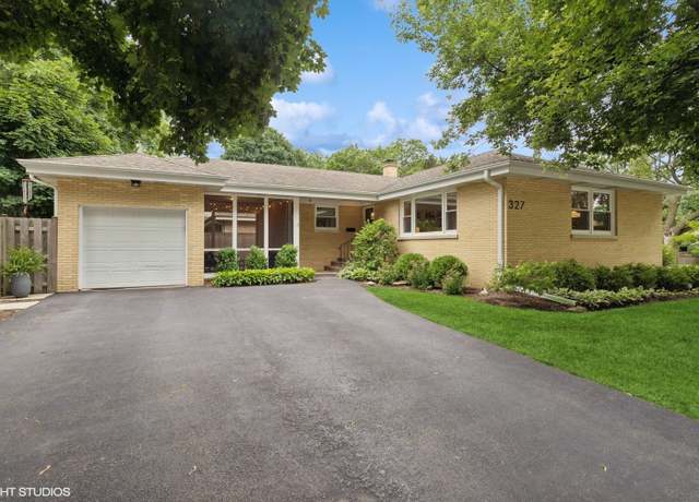 Property at 327 W Rockland Rd, Libertyville, IL 60048, 3 beds, 2 baths