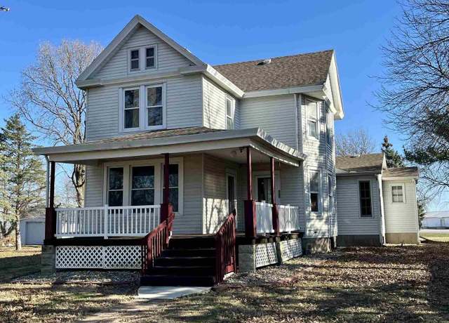 Property at 1812 E 1650th St, Paloma, IL 62359, 3 beds, 2 baths