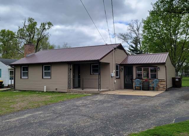 Property at 8032 Ravere St, Machesney Park, IL 61115, 1 bed, 1 bath