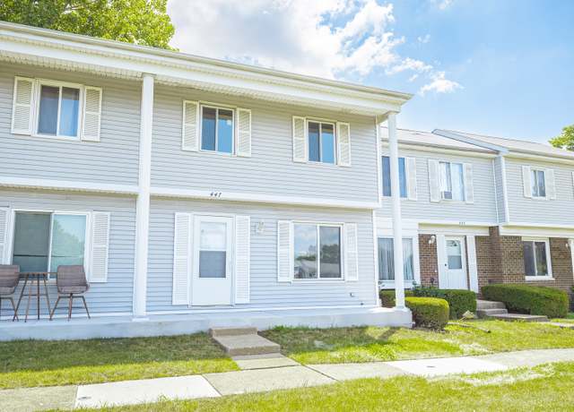 Property at 447 Yorkshire Sq, Bolingbrook, IL 60440, 4 beds, 1.5 baths
