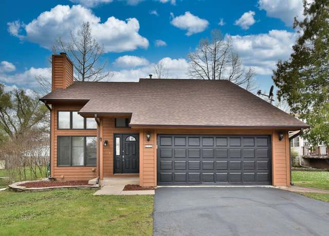 Property at 172 Ridgewood Ave, Bensenville, IL 60106, 4 beds, 3 baths