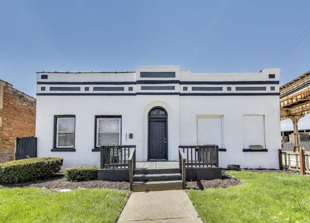 Property at 322 N Lamon Ave, Chicago, IL 60644, 3 beds, 1 bath