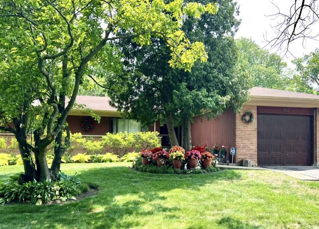 Property at 602 Old Elm Rd, Highland Park, IL 60035, 3 beds, 3 baths