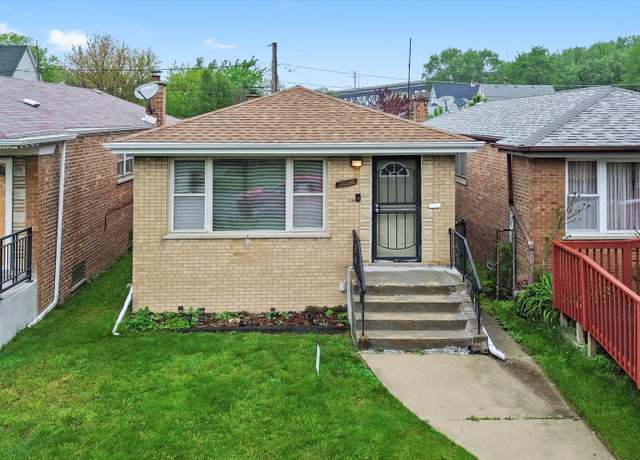 Property at 3052 E 97th St, Chicago, IL 60617, 3 beds, 1 bath
