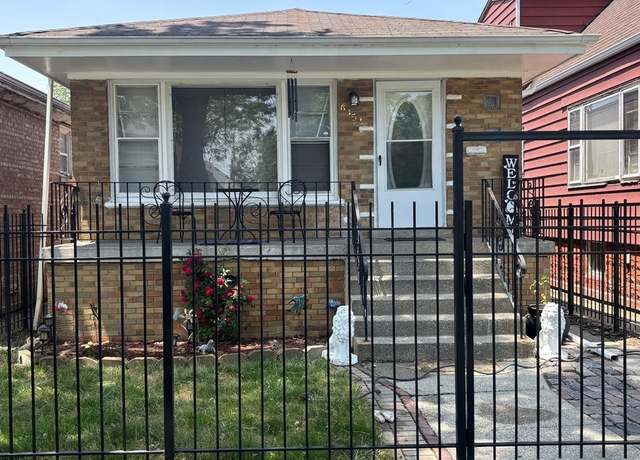 Property at 6352 S Hoyne Ave, Chicago, IL 60636, 3 beds, 1.5 baths