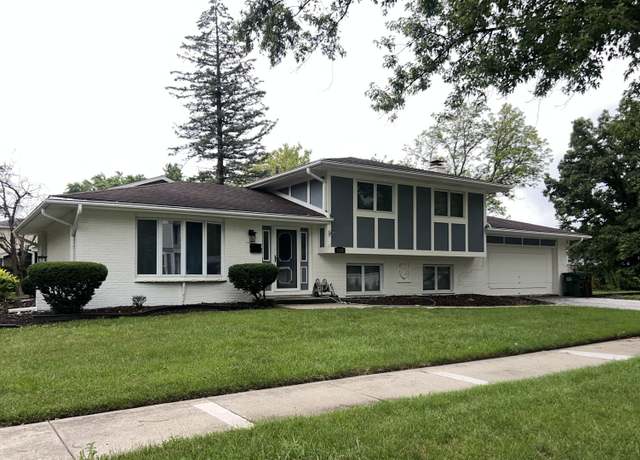 Property at 1115 Birch Rd, Homewood, IL 60430, 3 beds, 2.5 baths