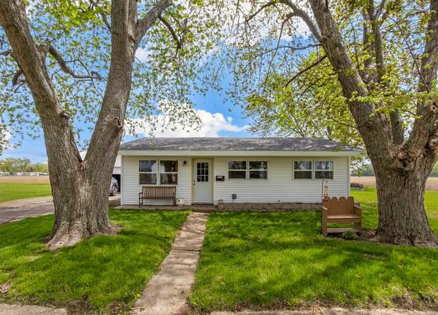 Property at 2211 Canal St, Rock Falls, IL 61071, 3 beds, 1 bath