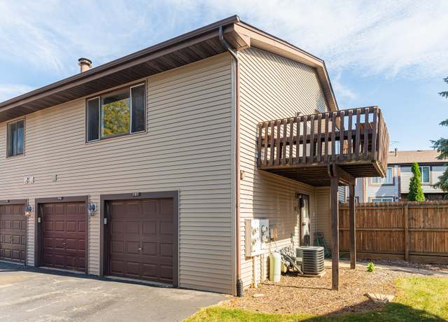 Property at 1707 Cedarbrook Ct #1707, Sycamore, IL 60178, 2 beds, 1 bath