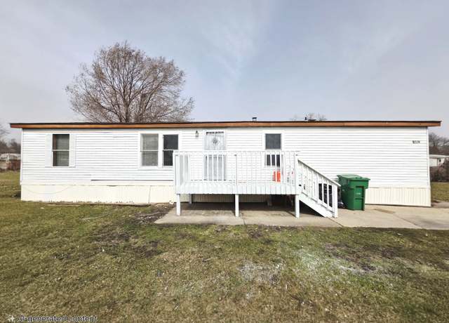 Property at 4001 E 134th St #1495, Chicago, IL 60633, 5 beds, 2 baths