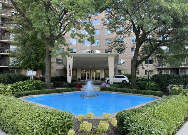 Property at 7033 N Kedzie Ave #1713, Chicago, IL 60645, 2 beds, 2 baths