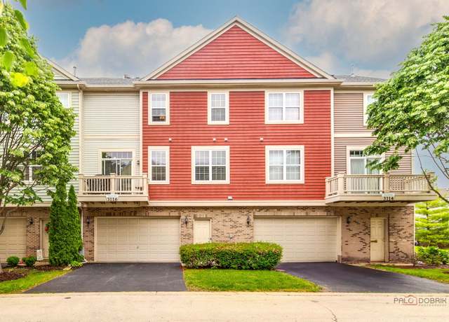 Property at 3116 Taunton St, Elgin, IL 60124, 3 beds, 2.5 baths