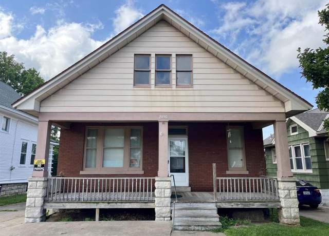 Property at 2050 Broadway St, Quincy, IL 62301, 2 beds, 1 bath