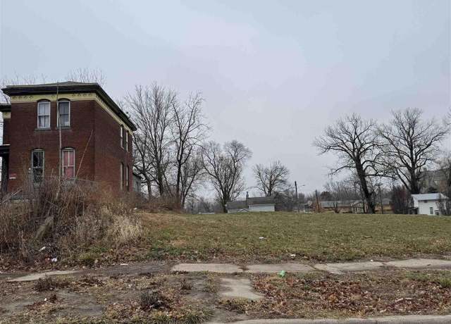 Property at 635-637 Lind, Quincy, IL 62301