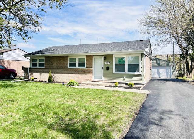 Property at 16247 Oxford Dr, Markham, IL 60428, 3 beds, 2 baths