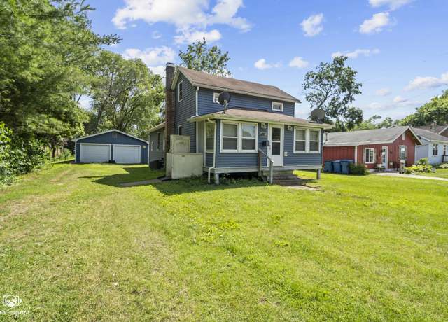 Property at 521 Water St, Momence, IL 60954, 2 beds, 1 bath