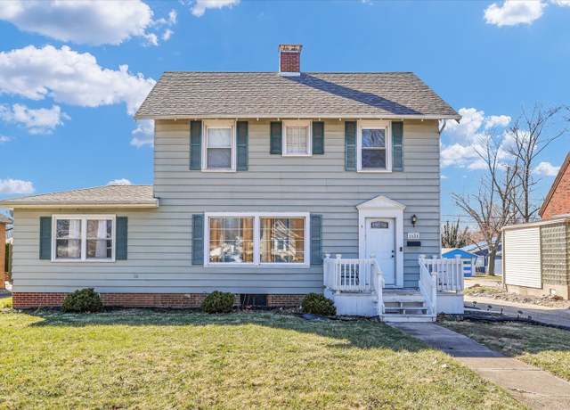 Property at 1624 N Gilbert St, Danville, IL 61832, 3 beds, 1.5 baths