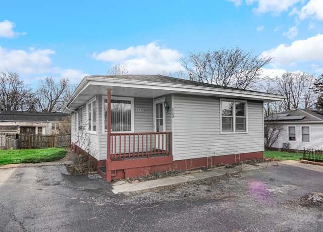 Property at 2564 Plainfield Rd, Joliet, IL 60435, 3 beds, 2 baths
