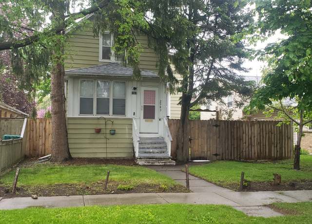 Property at 2903 Gideon Ave, Zion, IL 60099, 3 beds, 2 baths
