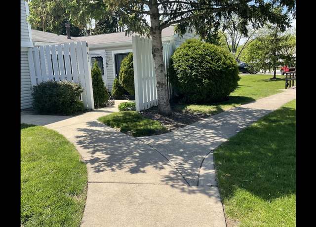 Property at 784 Barnaby Pl, Wheeling, IL 60090, 2 beds, 1 bath