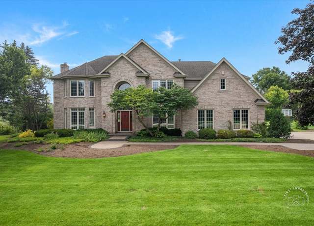 Property at 6N583 Promontory Ct, St. Charles, IL 60175, 5 beds, 4 baths