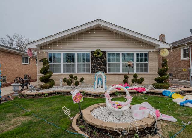Property at 14241 S Marquette Ave, Burnham, IL 60633, 3 beds, 2 baths